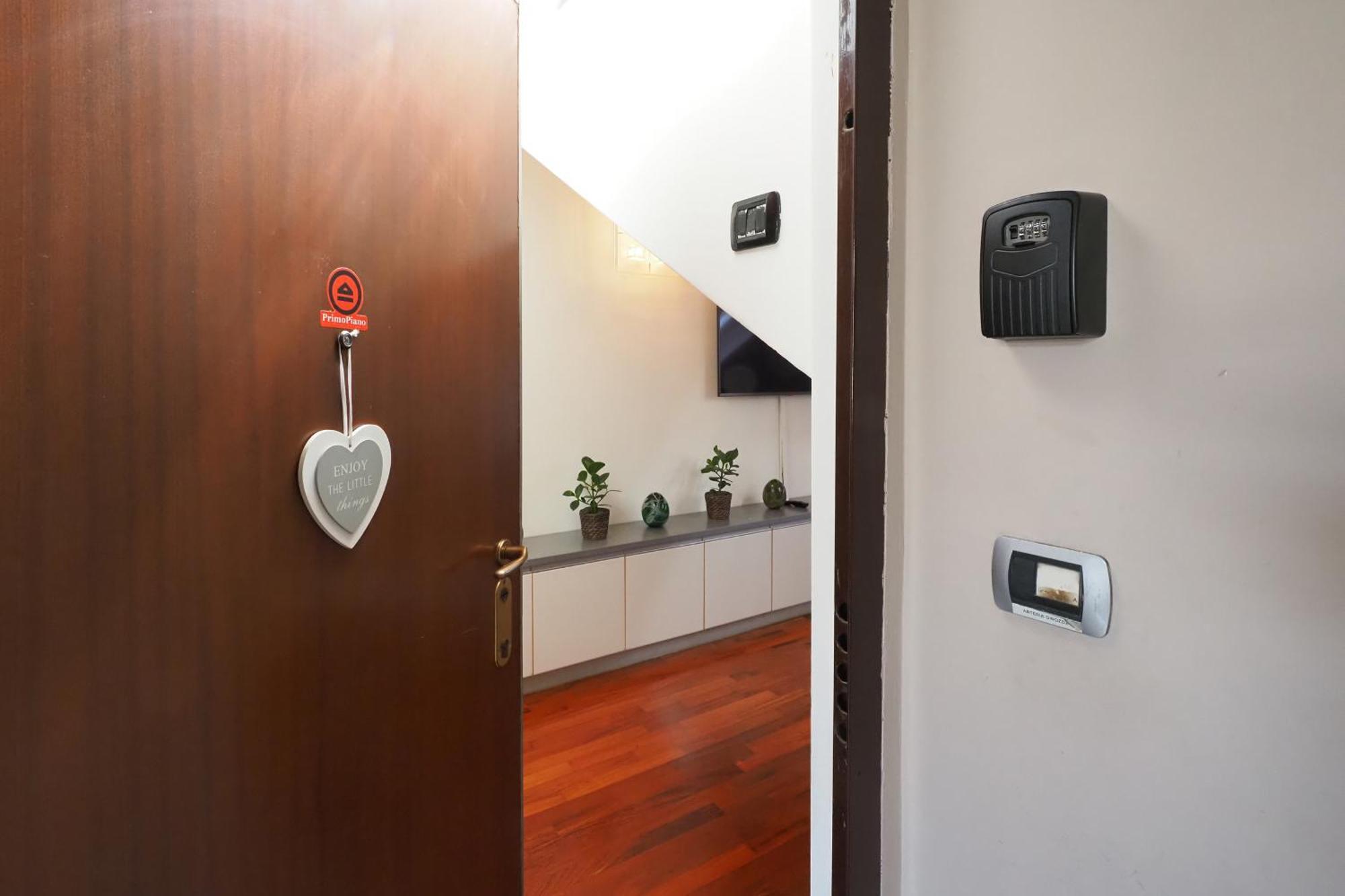 Primopiano - Savona 1 Lägenhet Milano Exteriör bild